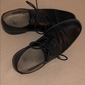 Men’s shoes